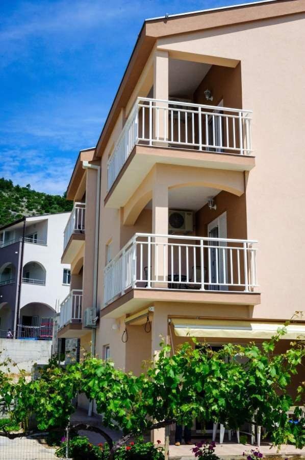 Apartments Ljuba Duba Dış mekan fotoğraf